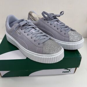 NWT PUMA Suede Platform Glam Jr Silver and Icelandic Blue Sneakers Size 5.5C